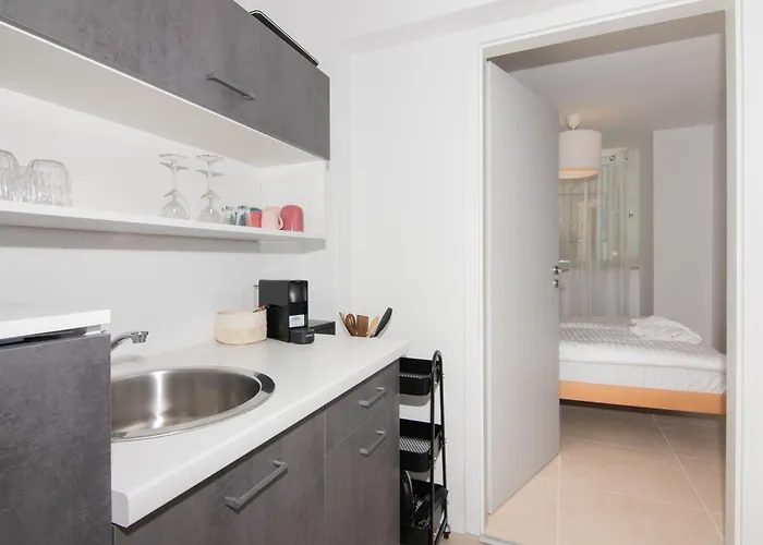 Smaragd Adriatic Daire *