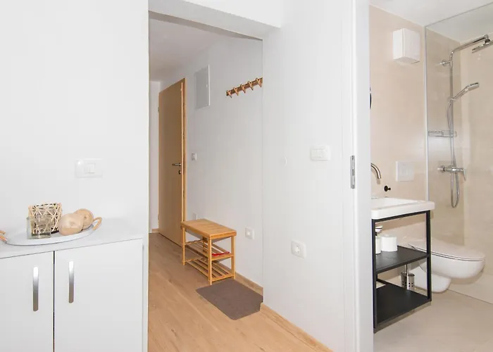 Daire Smaragd Adriatic *