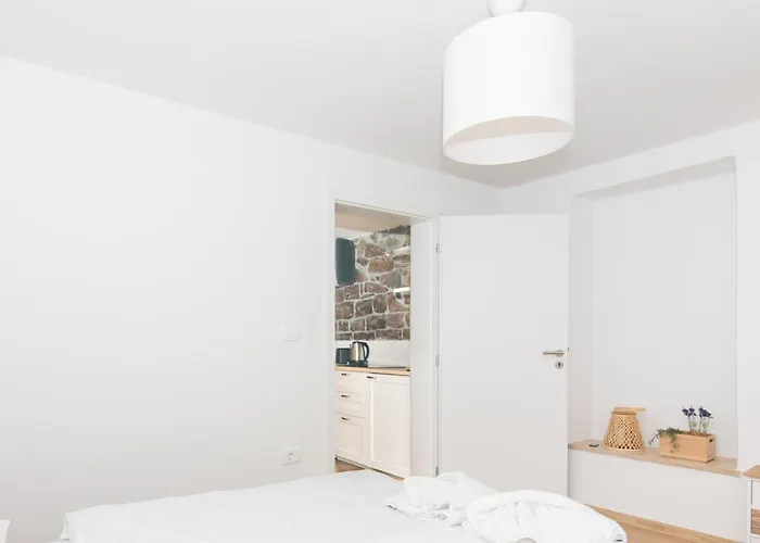 Smaragd Adriatic Daire *