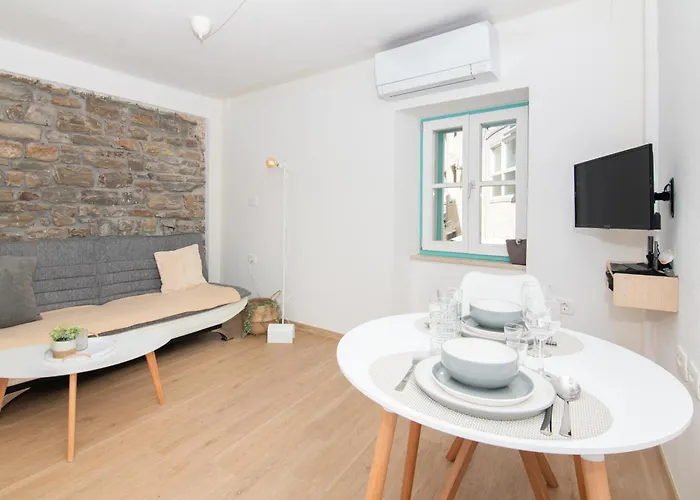 Smaragd Adriatic Daire *